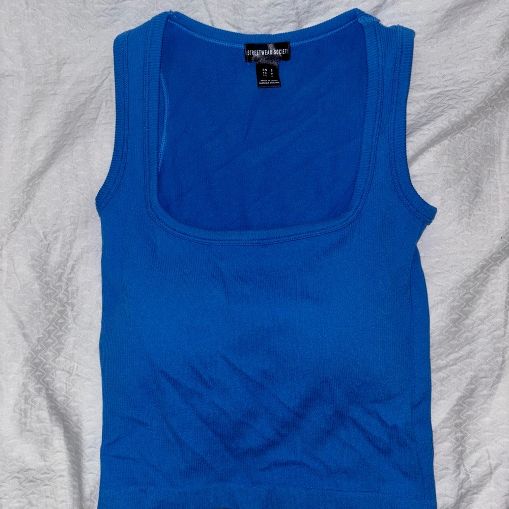 Blue Ribbed Tank Top - Picture 2 of 3